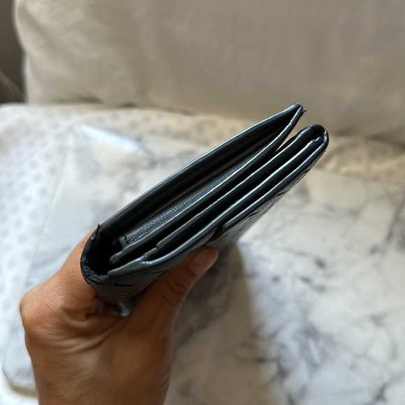 Bottega Veneta Woven Intrecciato Wallet - Picture 7 of 8
